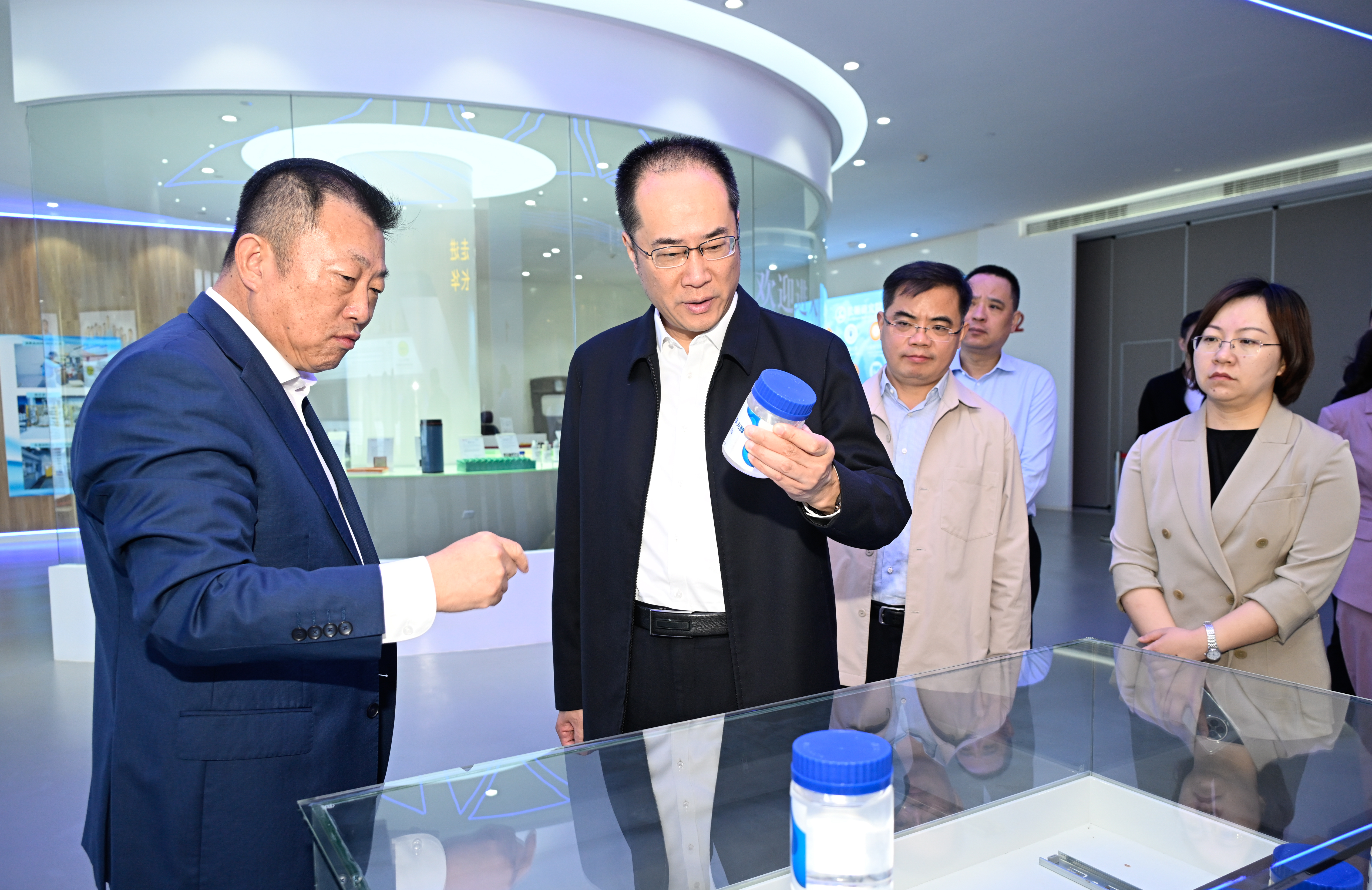 43237184.jpg 微信图片_20241016132037.jpg