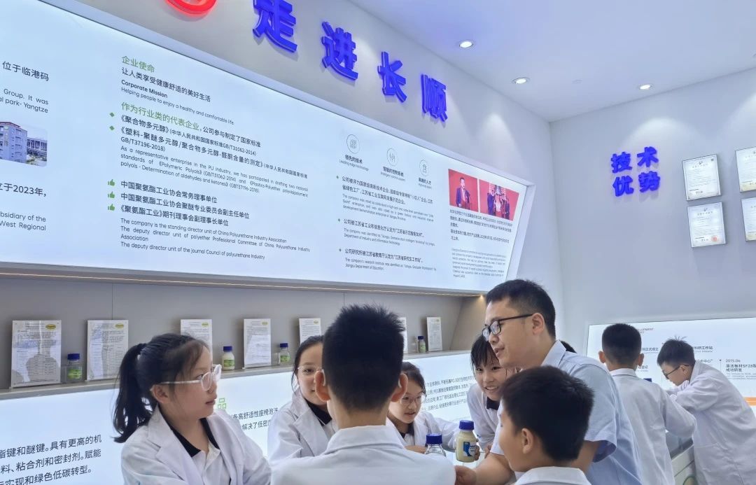 28876189.jpg 微信图片_2025-06-13_104352_509.jpg