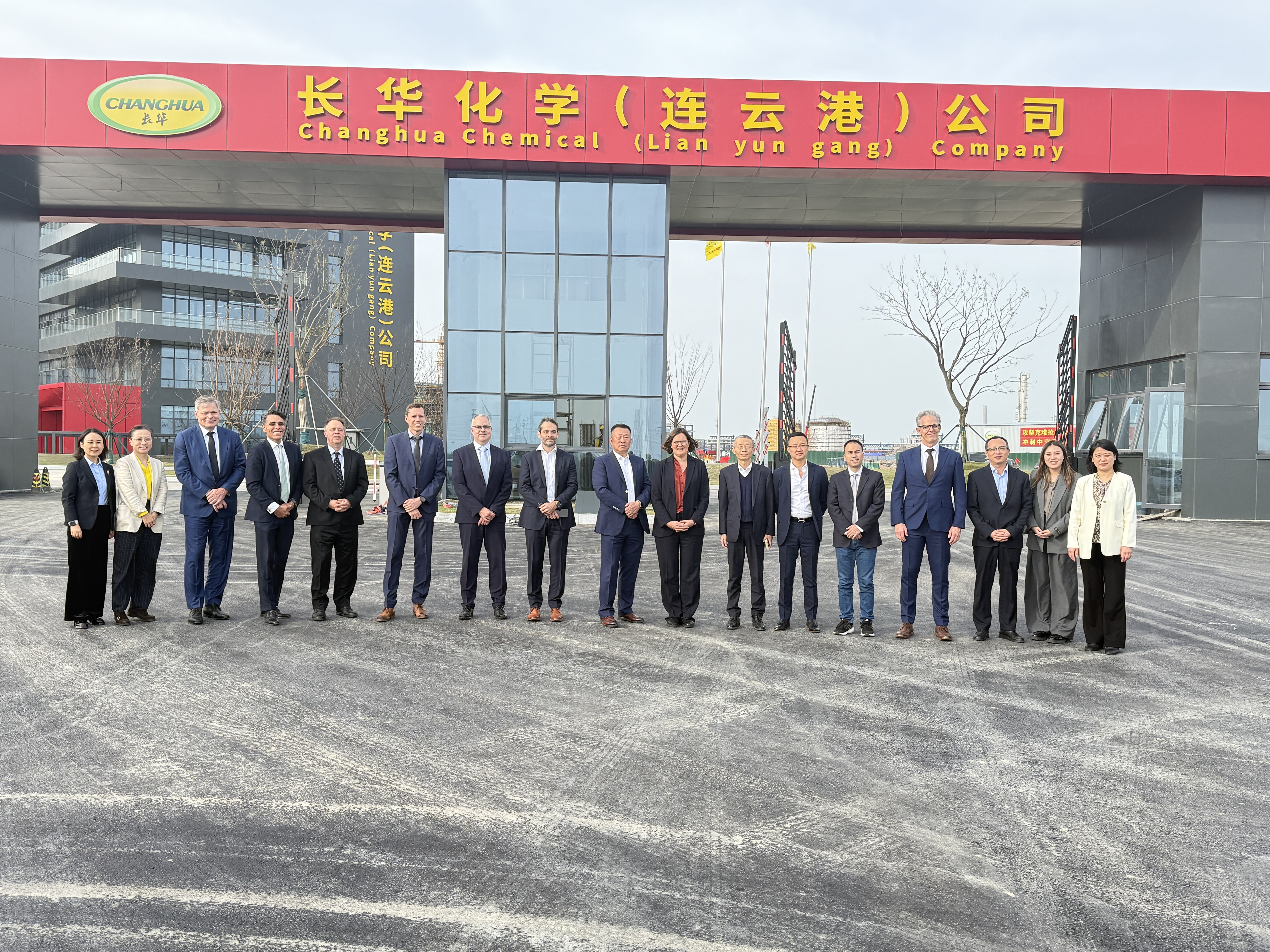 26083065.jpg 微信图片_20251030115426_140_86.jpg